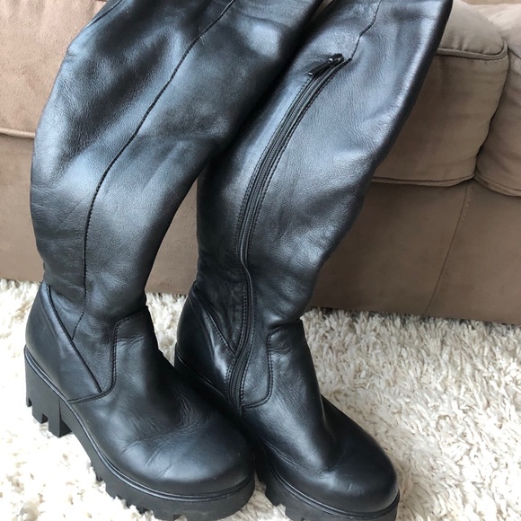Black leather winter boots - Picture 6 of 6